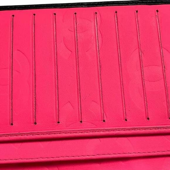 CHANEL Black Wallet - Picture 7 of 9